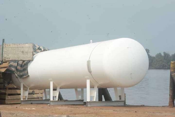 Alabo Philmoore inspects Gas Turbine in Bakana